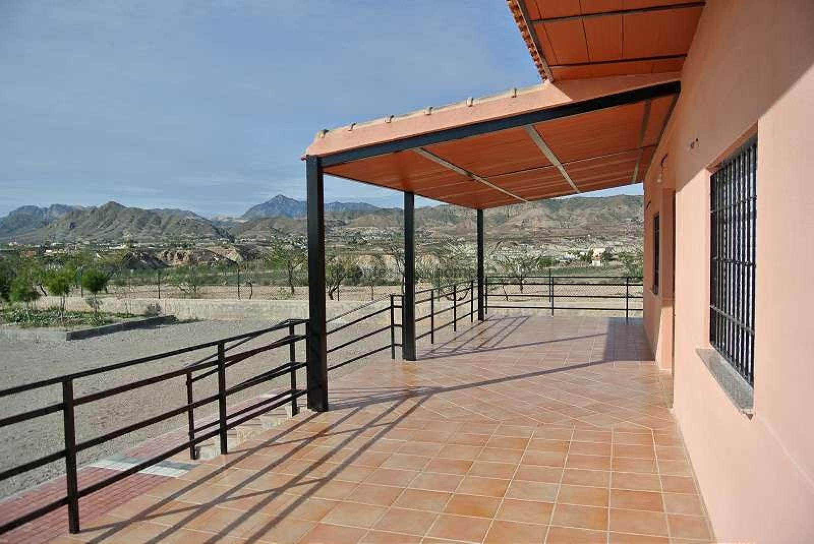 Resale - 3 Bedroom 3 Bathroom Villa in Abanilla -  - Murcia