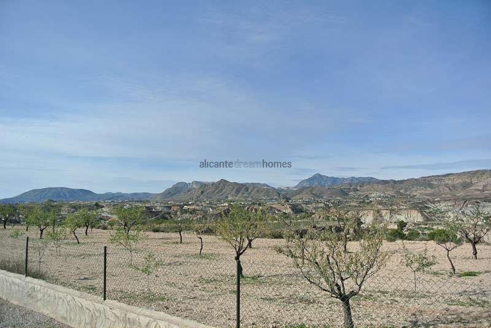 Resale - 3 Bedroom 3 Bathroom Villa in Abanilla -  - Murcia
