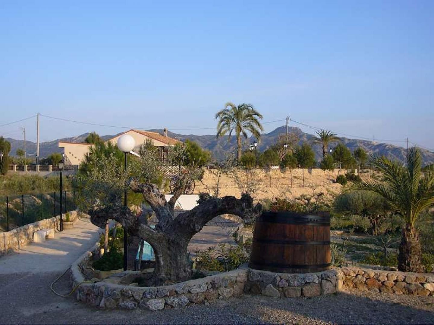 Resale - 3 Bedroom 3 Bathroom Villa in Abanilla -  - Murcia