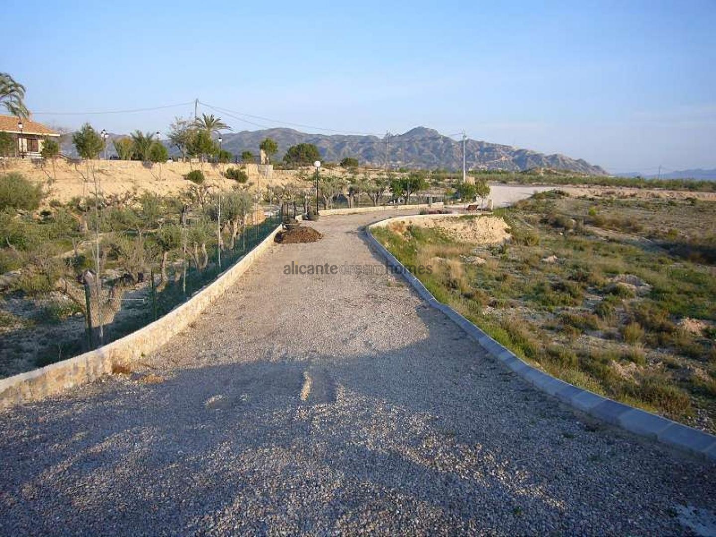 Resale - 3 Bedroom 3 Bathroom Villa in Abanilla -  - Murcia