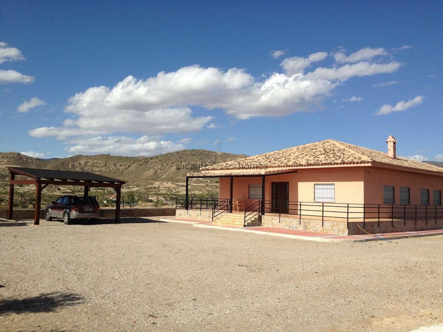 Resale - 3 Bedroom 3 Bathroom Villa in Abanilla -  - Murcia