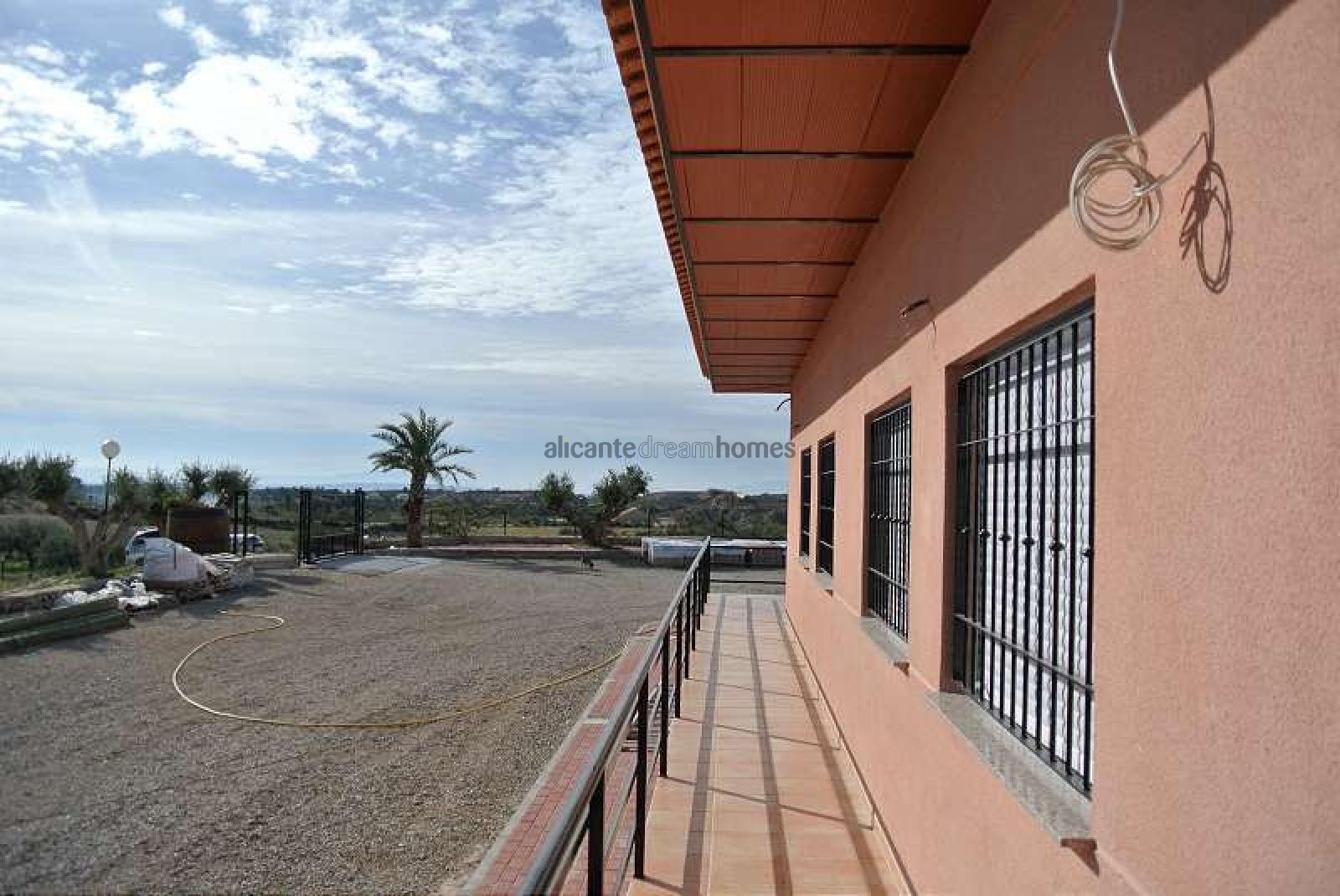 Resale - 3 Bedroom 3 Bathroom Villa in Abanilla -  - Murcia