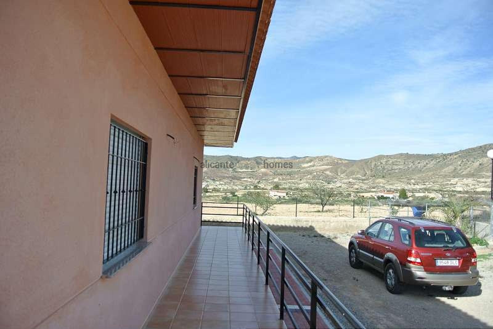 Resale - 3 Bedroom 3 Bathroom Villa in Abanilla -  - Murcia