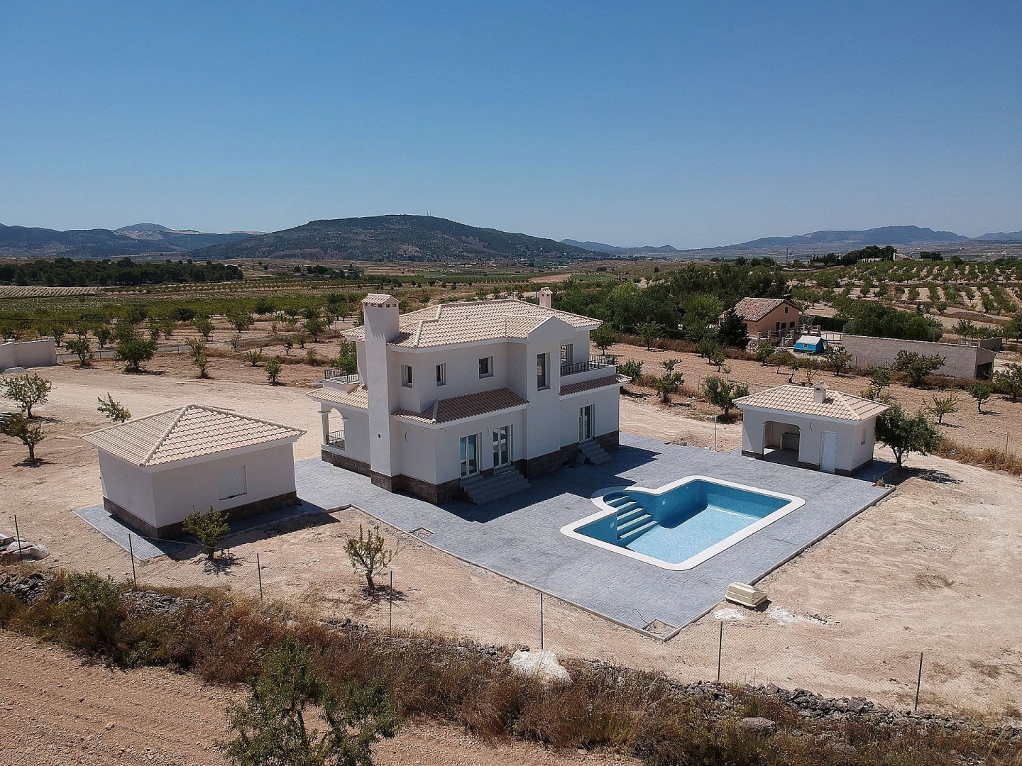 4 Bedroom 3 Bathroom Villa in Pinoso