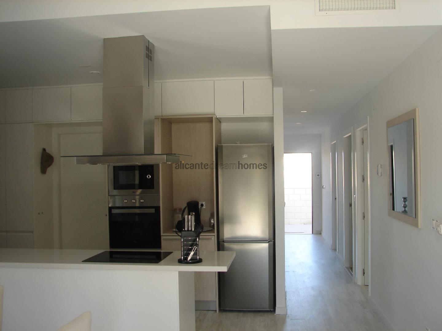 Resale - 3 Bedroom 2 Bathroom Villa in Pinoso -  - Alicante