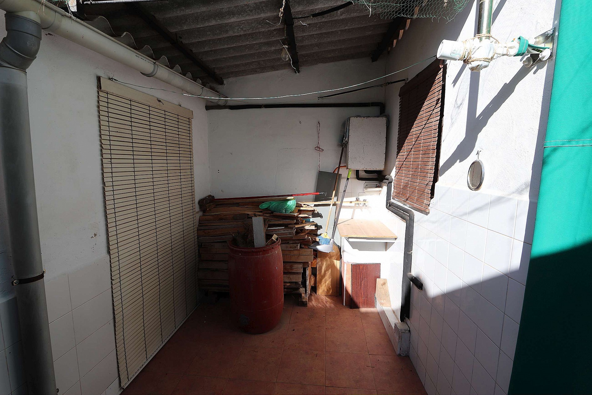 Sold - 4 Bedroom 1 Bathroom Townhouse in Yecla -  - Murcia