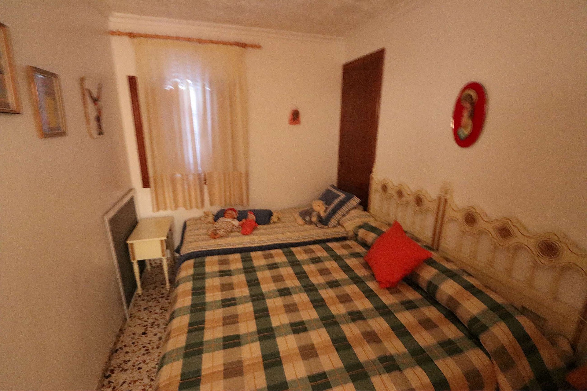 Sold - 4 Bedroom 1 Bathroom Townhouse in Yecla -  - Murcia