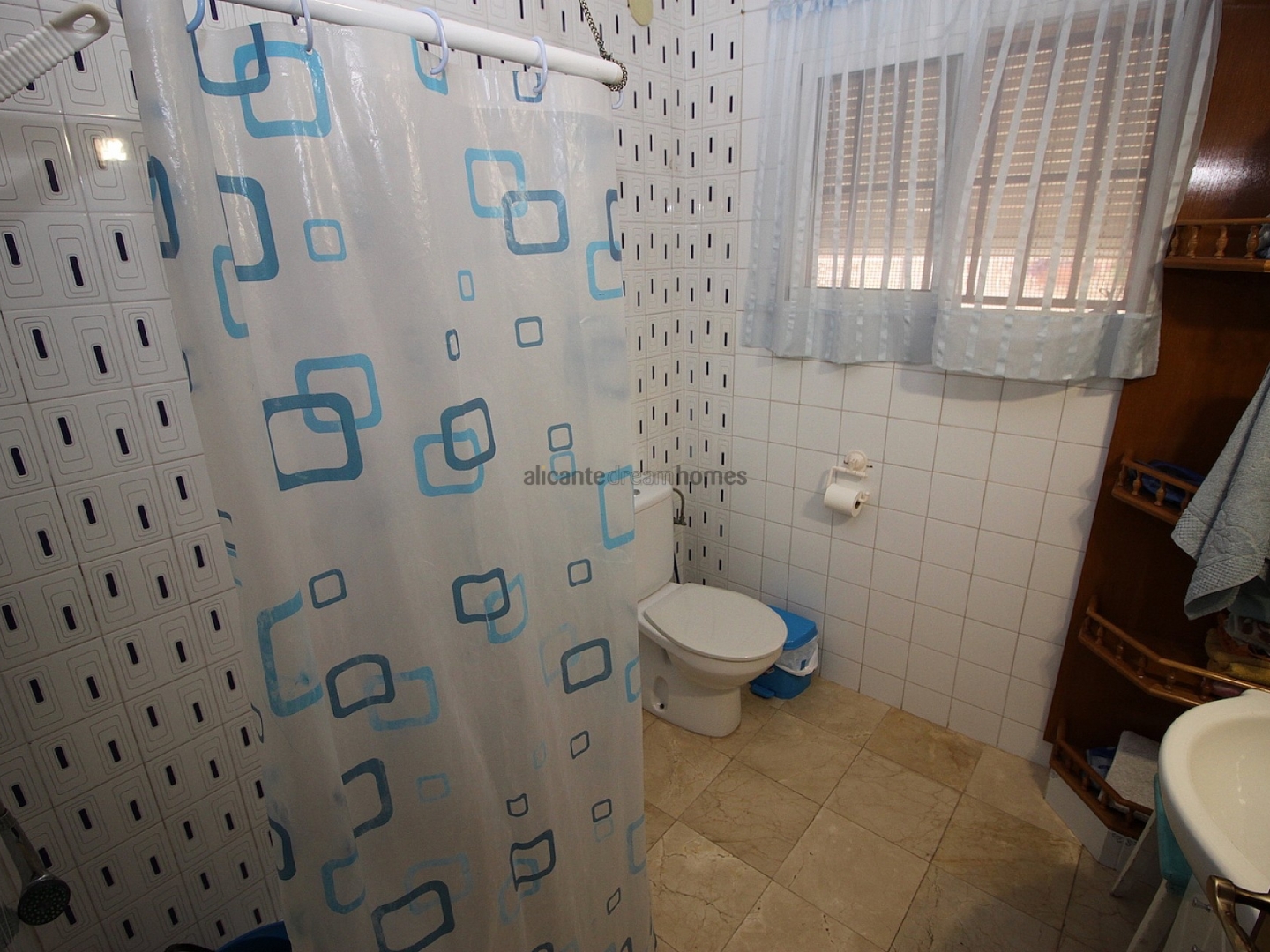 4 Bedroom 3 Bathroom Townhouse in Monóvar