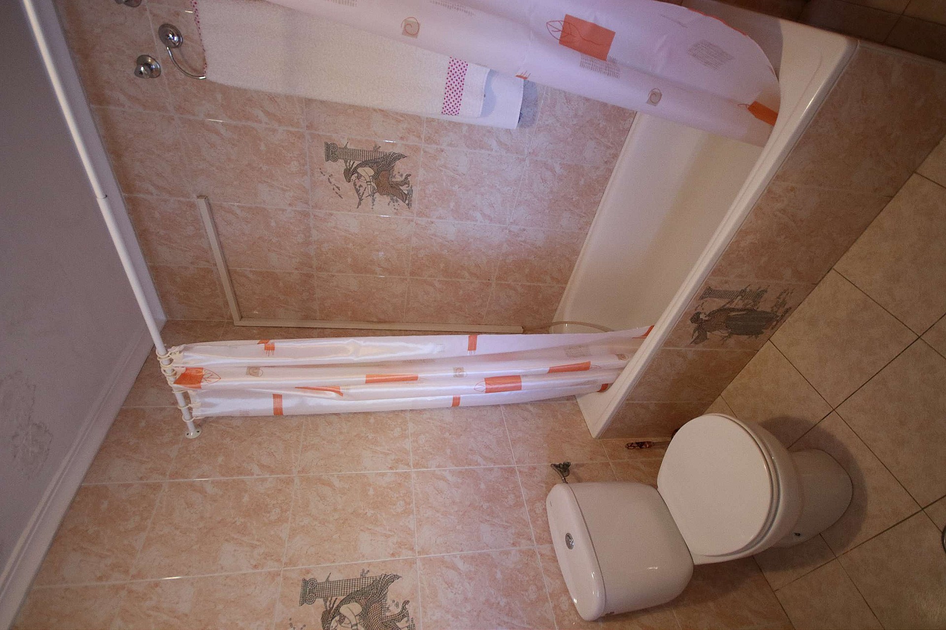 Sold - 4 Bedroom 5 Bathroom Commercial in Monovar -  - Alicante