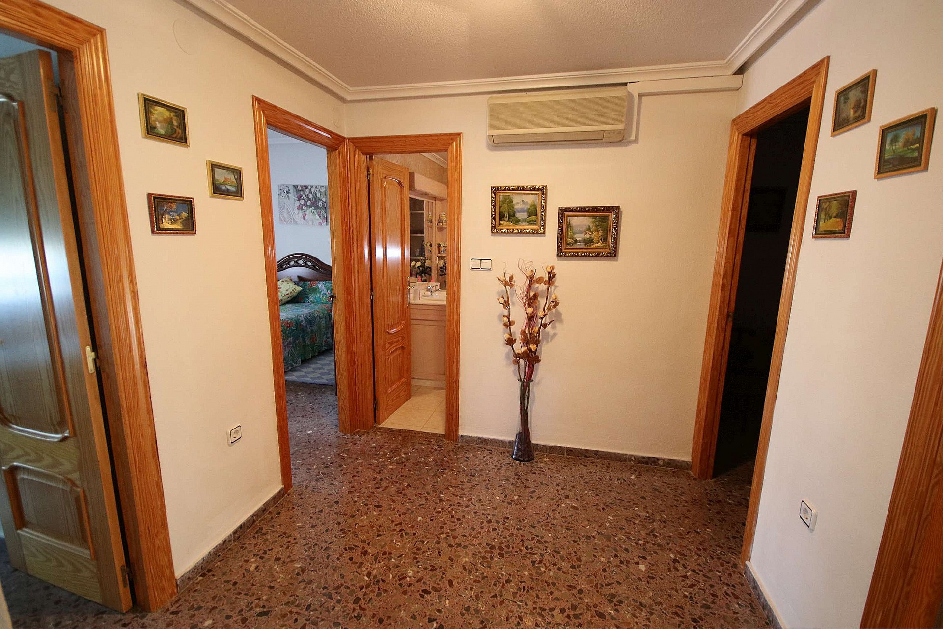 Sold - 4 Bedroom 5 Bathroom Commercial in Monovar -  - Alicante