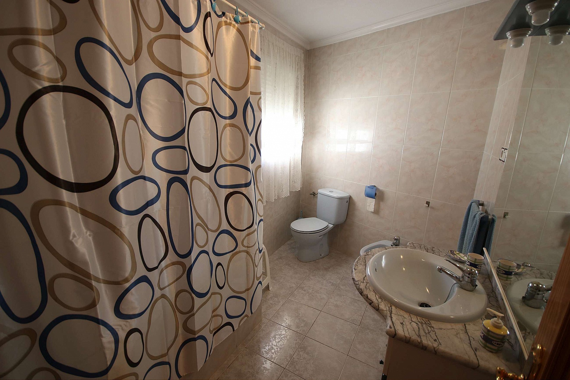 Sold - 4 Bedroom 5 Bathroom Commercial in Monovar -  - Alicante