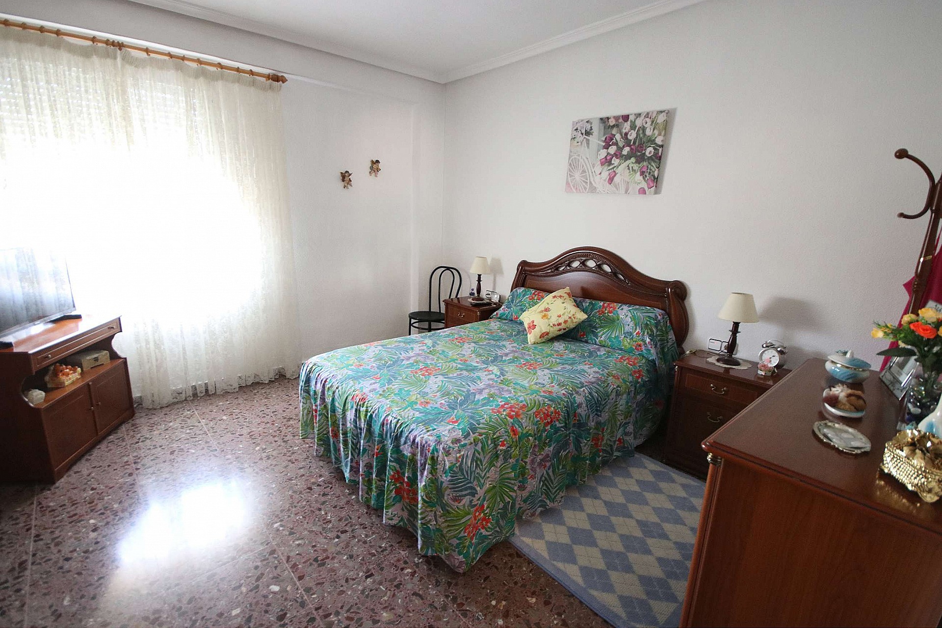 Sold - 4 Bedroom 5 Bathroom Commercial in Monovar -  - Alicante