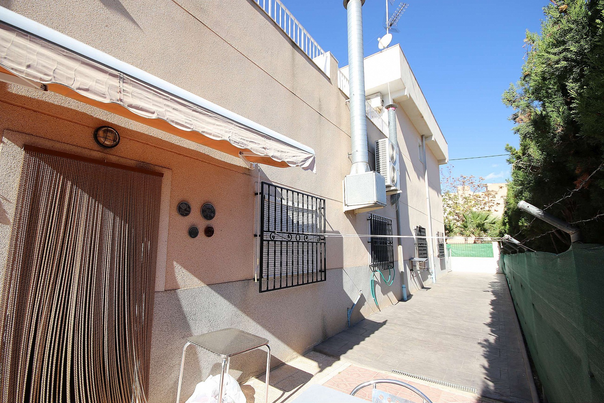 Sold - 4 Bedroom 5 Bathroom Commercial in Monovar -  - Alicante
