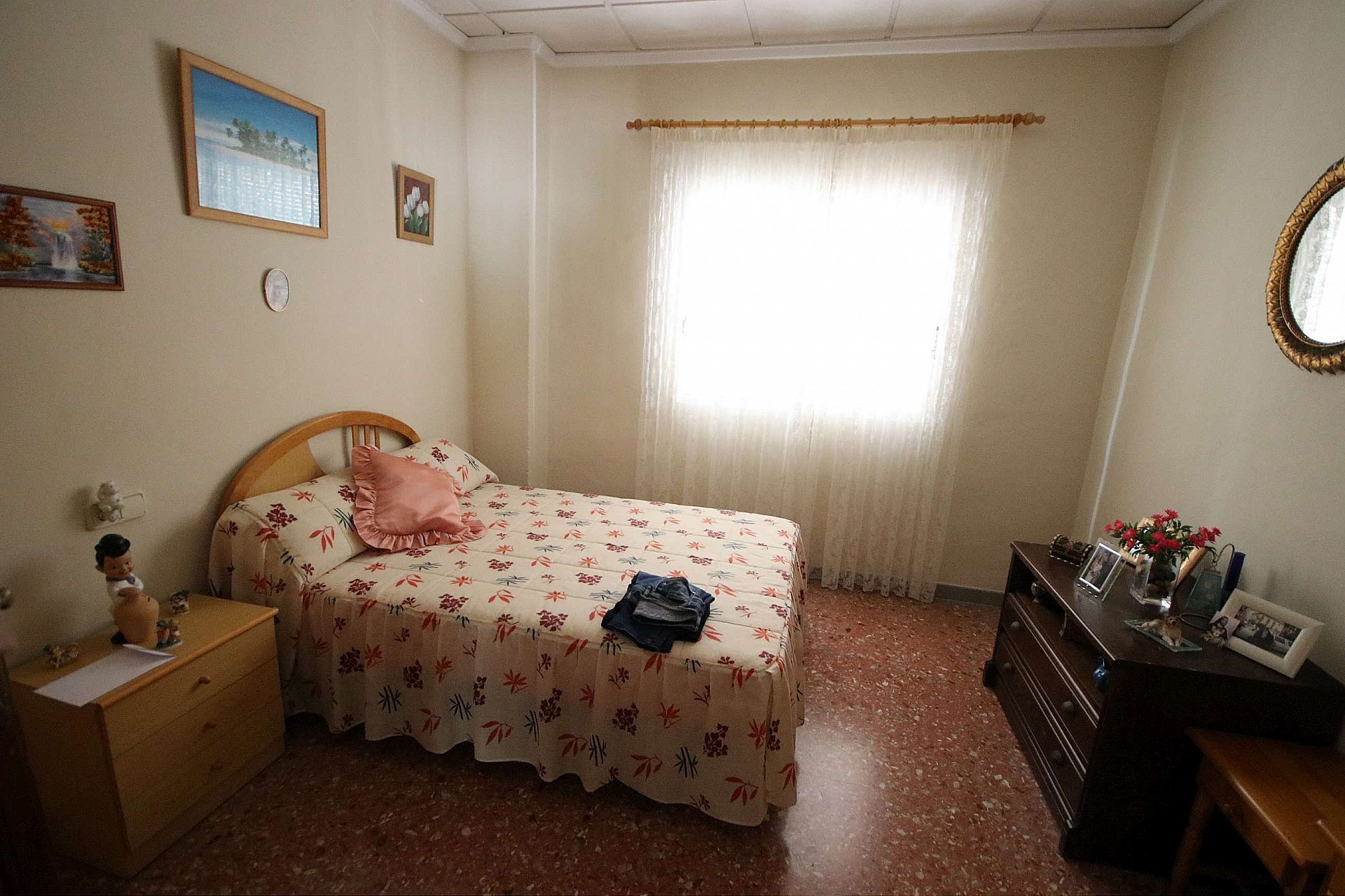 Sold - 4 Bedroom 5 Bathroom Commercial in Monovar -  - Alicante