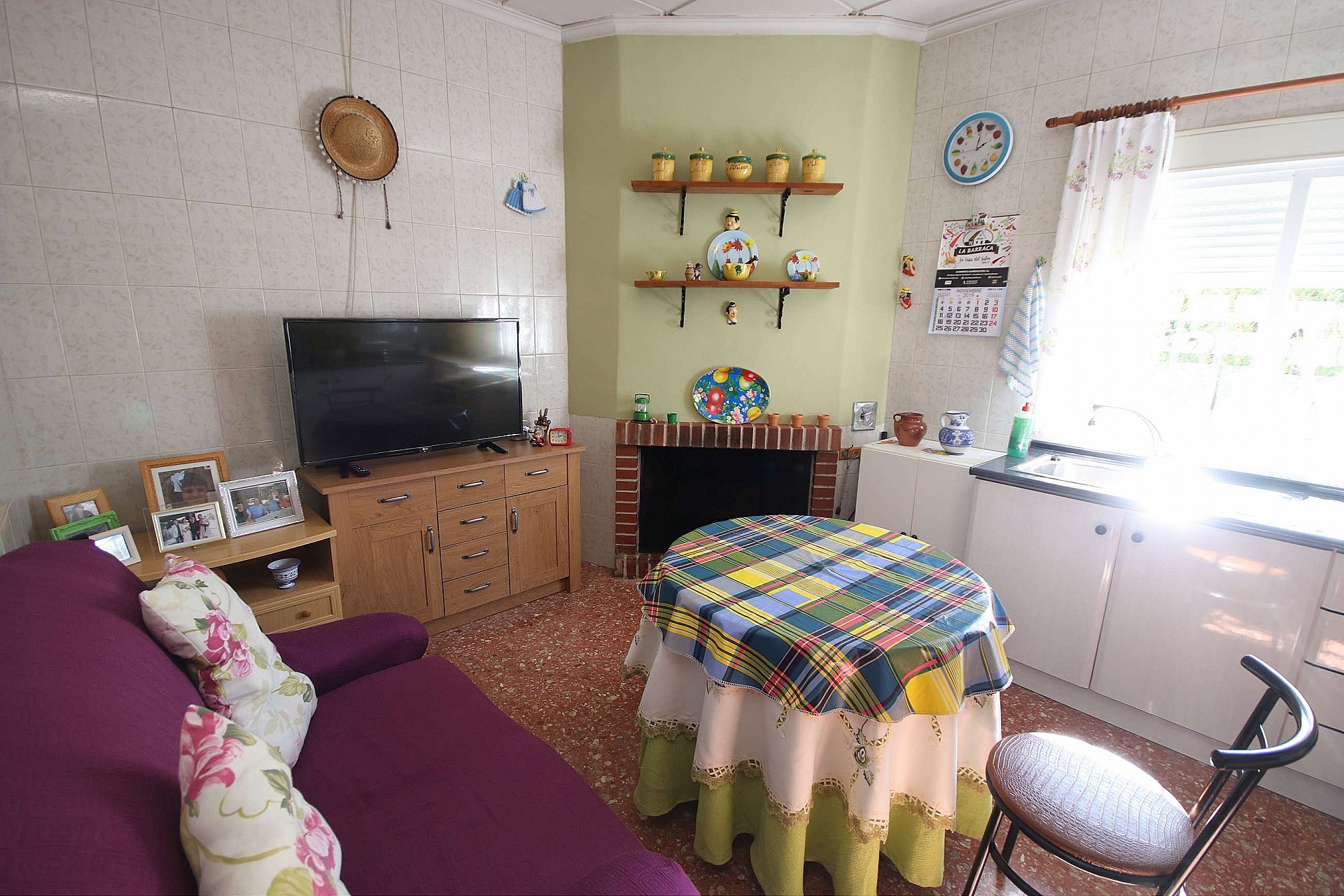 Sold - 4 Bedroom 5 Bathroom Commercial in Monovar -  - Alicante