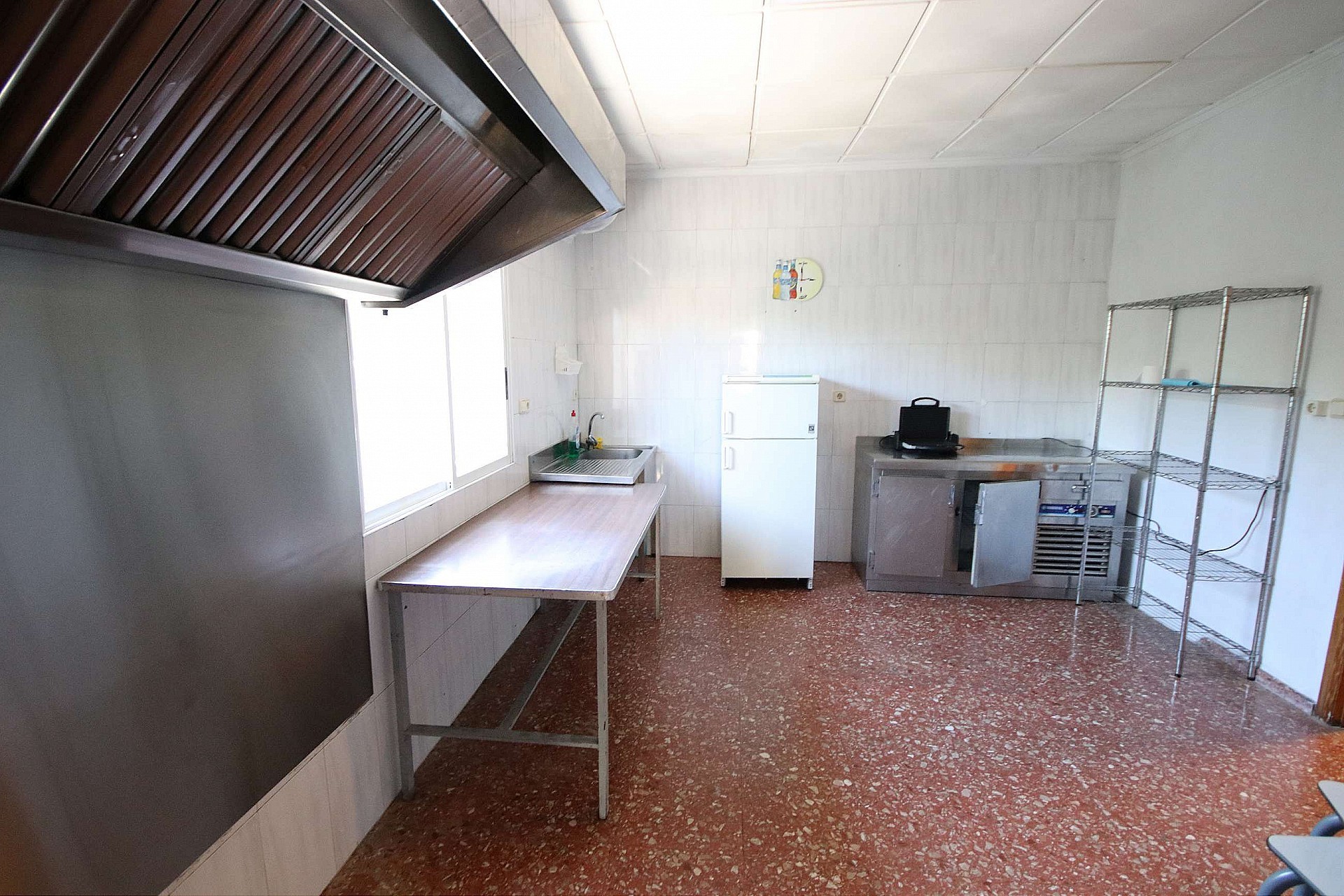 Sold - 4 Bedroom 5 Bathroom Commercial in Monovar -  - Alicante