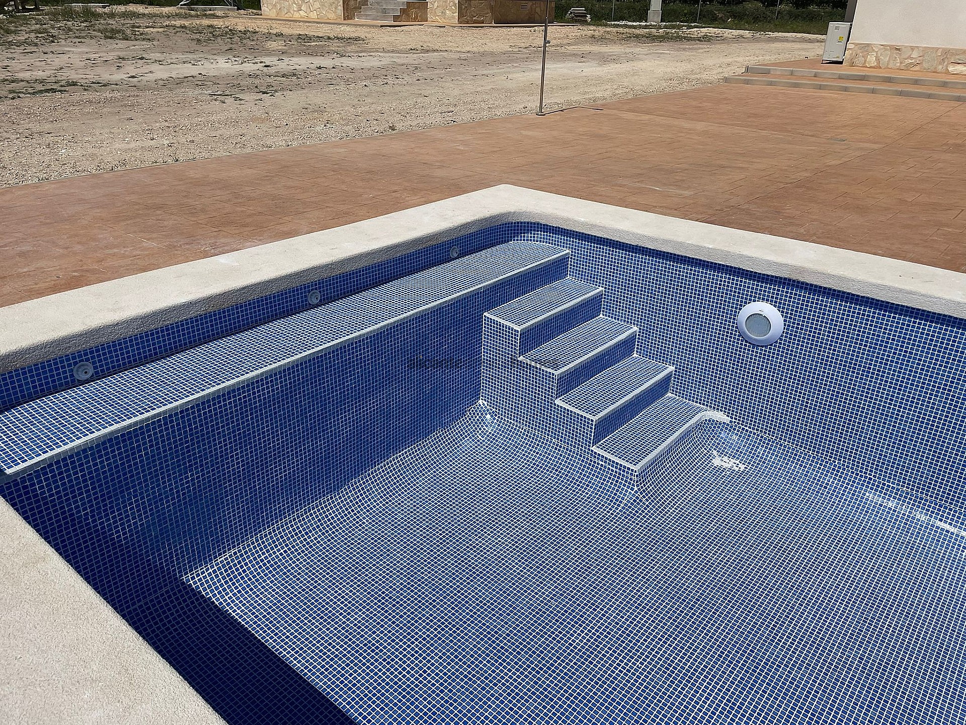 Resale - 4 Bedroom 3 Bathroom Villa in Pinoso -  - Alicante