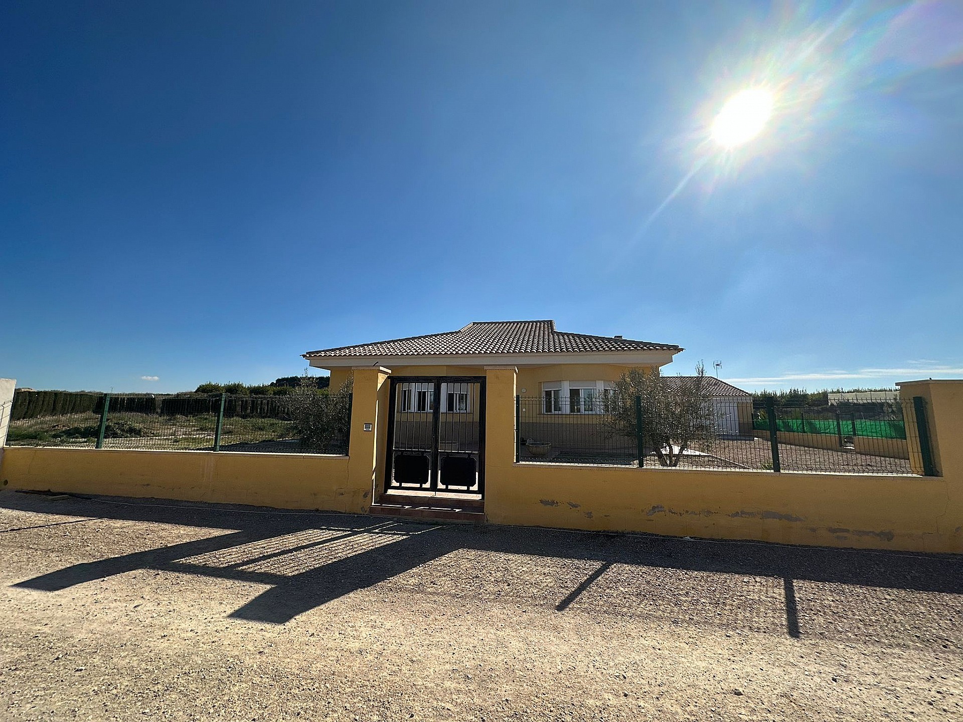 Resale - 3 Bedroom 2 Bathroom Villa in Fortuna -  - Murcia