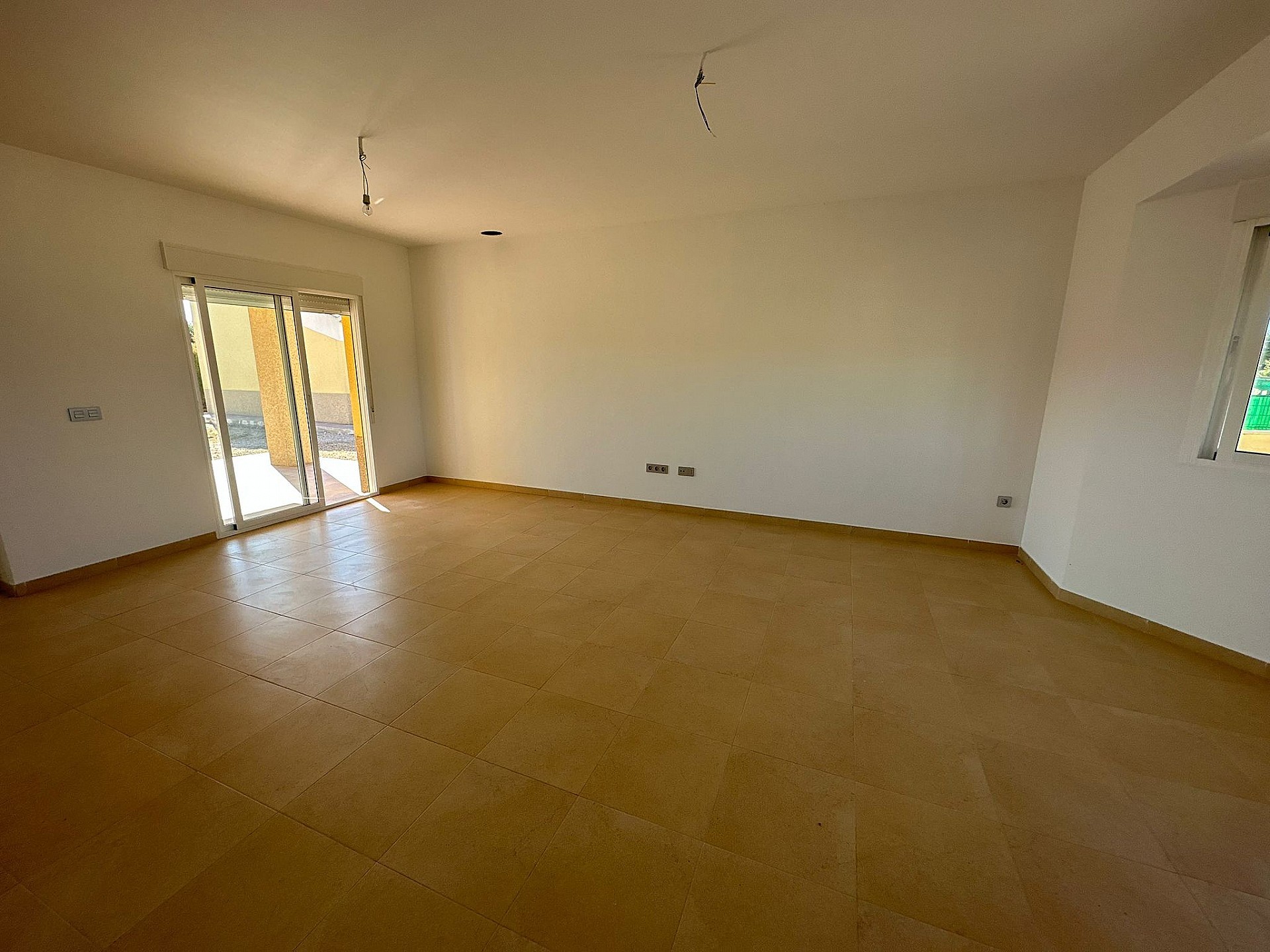 Resale - 3 Bedroom 2 Bathroom Villa in Fortuna -  - Murcia