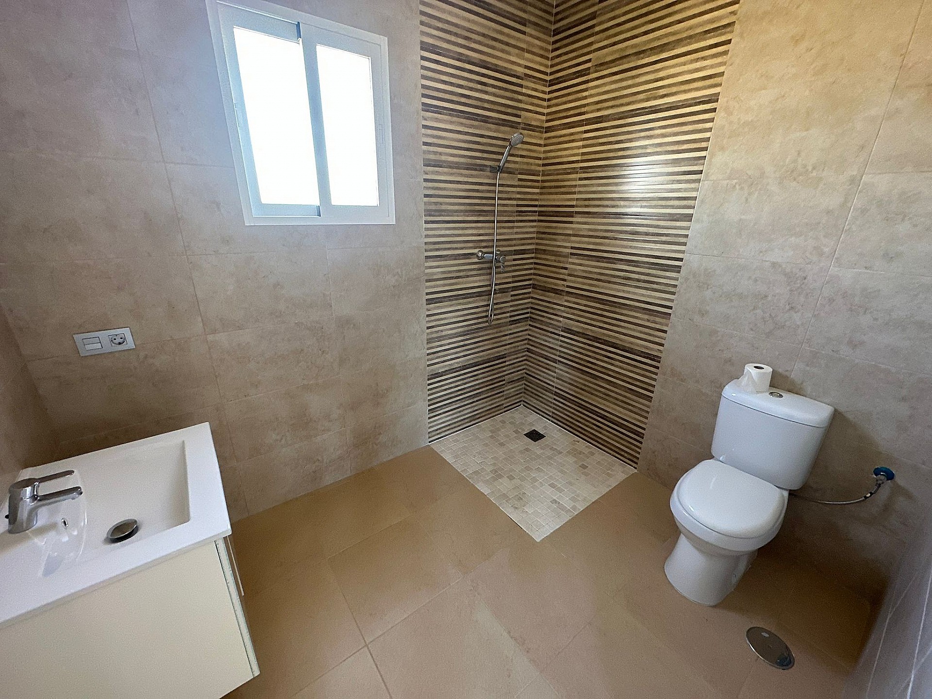 Resale - 3 Bedroom 2 Bathroom Villa in Fortuna -  - Murcia