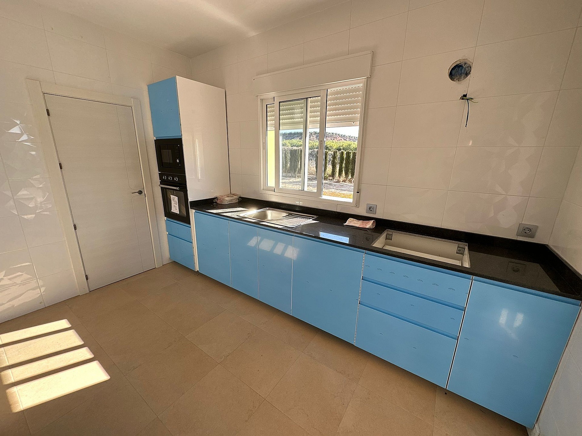 Resale - 3 Bedroom 2 Bathroom Villa in Fortuna -  - Murcia