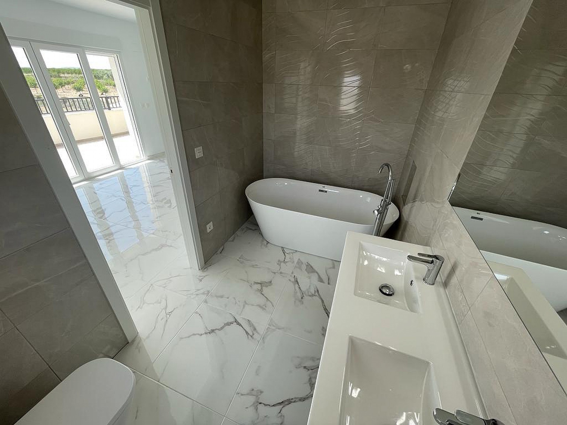 Sold - 4 Bedroom 3 Bathroom Villa in Pinoso -  - Alicante