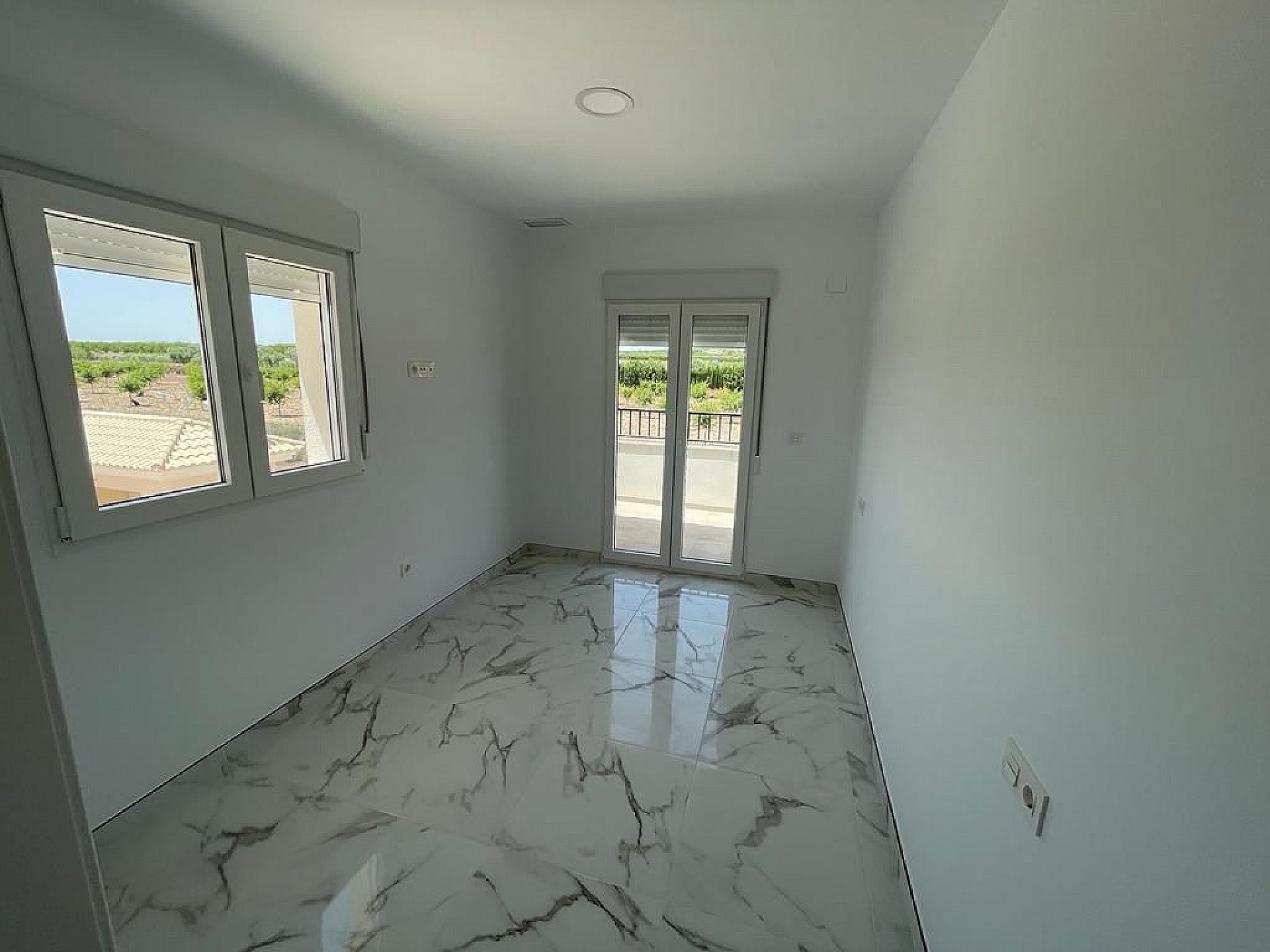 Sold - 4 Bedroom 3 Bathroom Villa in Pinoso -  - Alicante