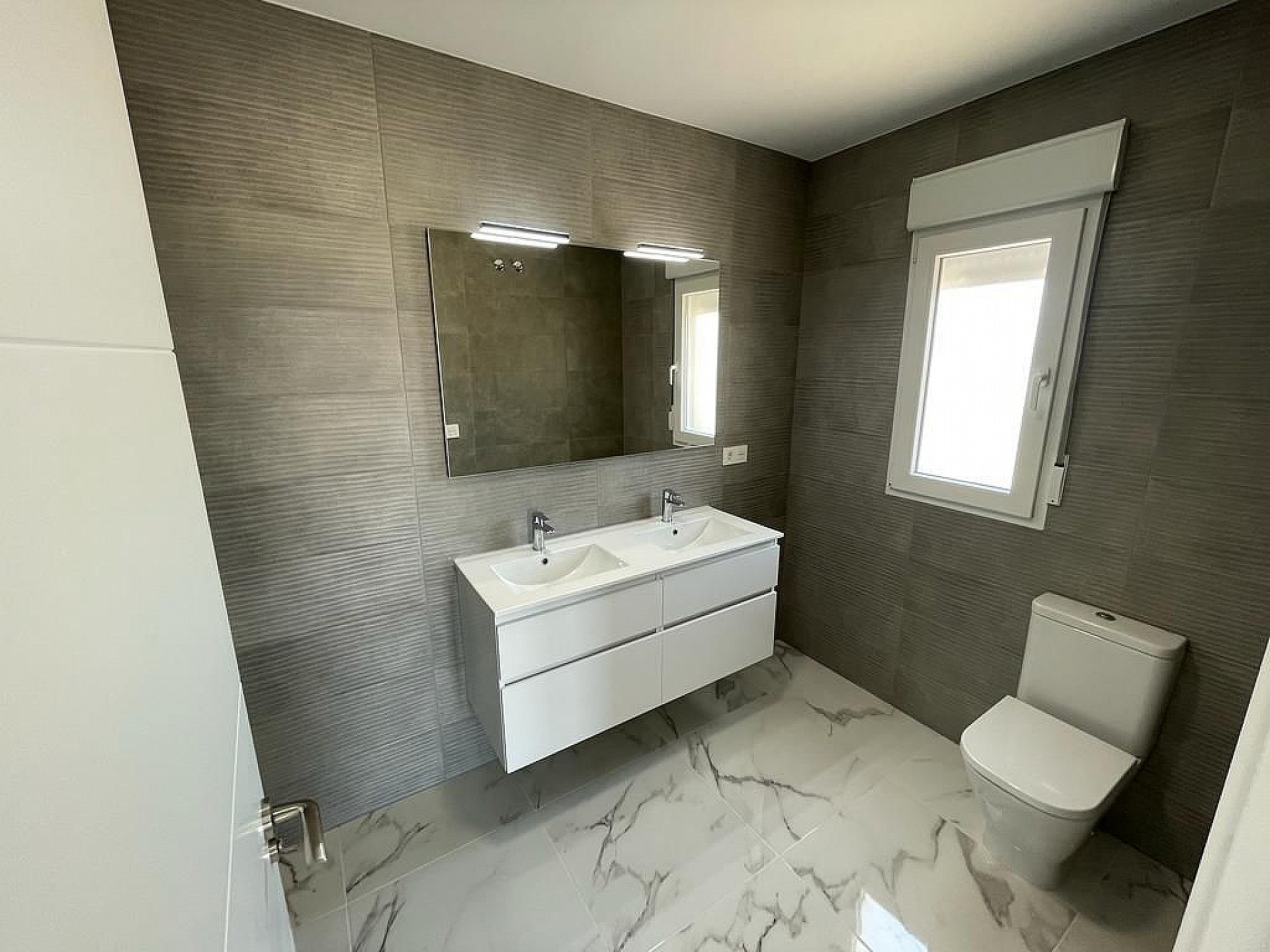 Sold - 4 Bedroom 3 Bathroom Villa in Pinoso -  - Alicante