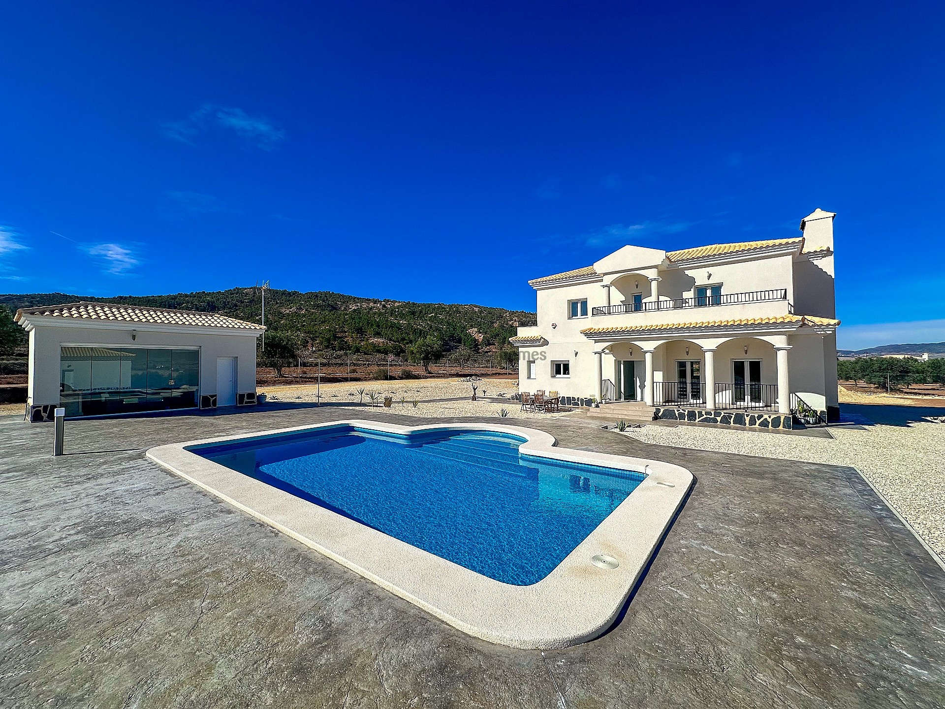Resale - 4 Bedroom 3 Bathroom Villa in Pinoso - , Pinoso, Alicante, Spain - Alicante