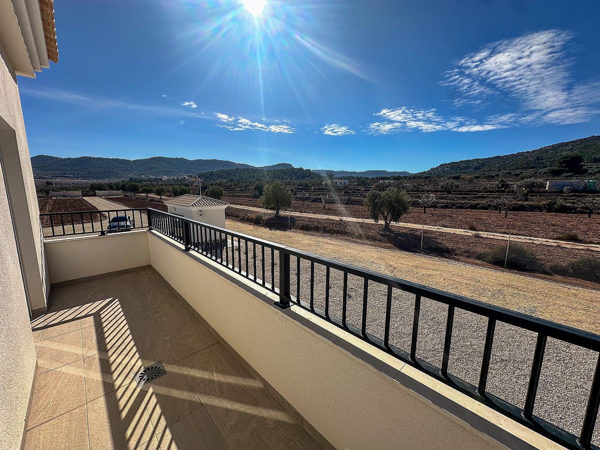 Resale - 4 Bedroom 3 Bathroom Villa in Pinoso - , Pinoso, Alicante, Spain - Alicante