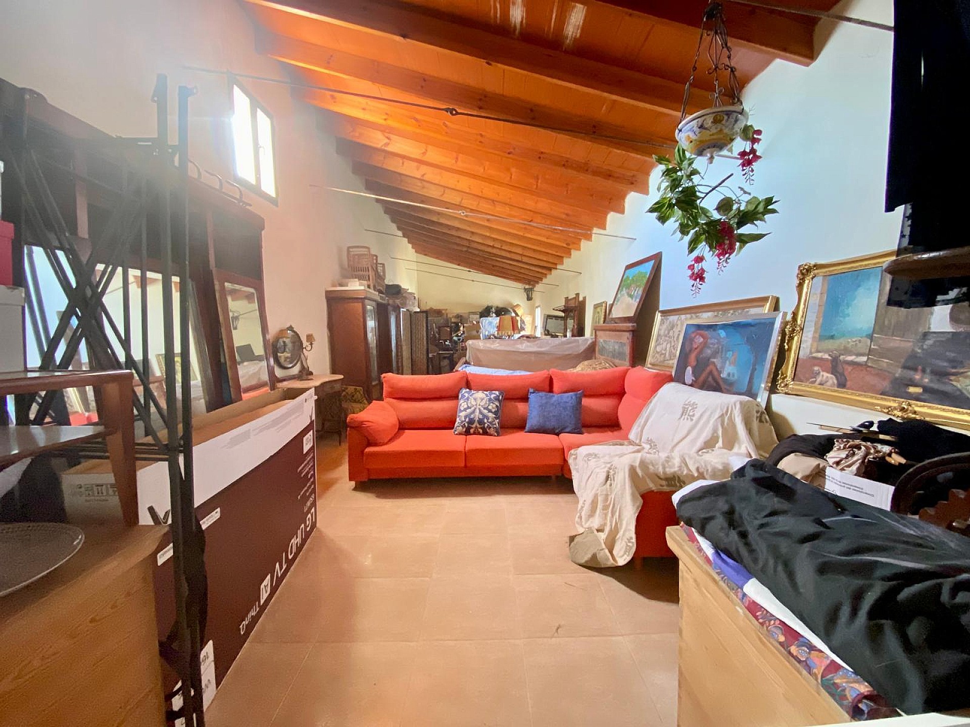 Sold - 7 Bedroom 1 Bathroom Village house in Yecla -  - Murcia