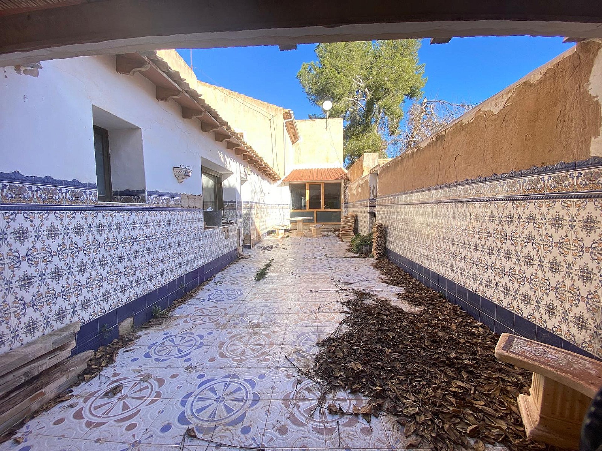 Sold - 7 Bedroom 1 Bathroom Village house in Yecla -  - Murcia