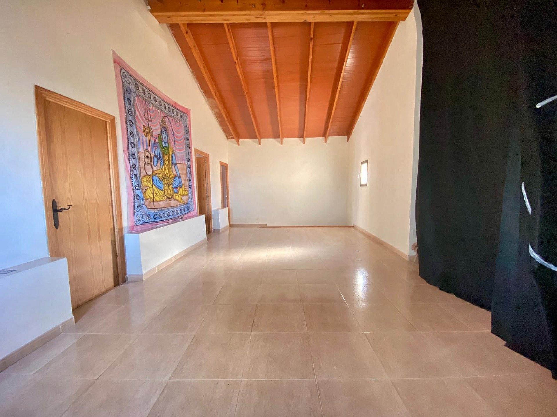 Sold - 7 Bedroom 1 Bathroom Village house in Yecla -  - Murcia