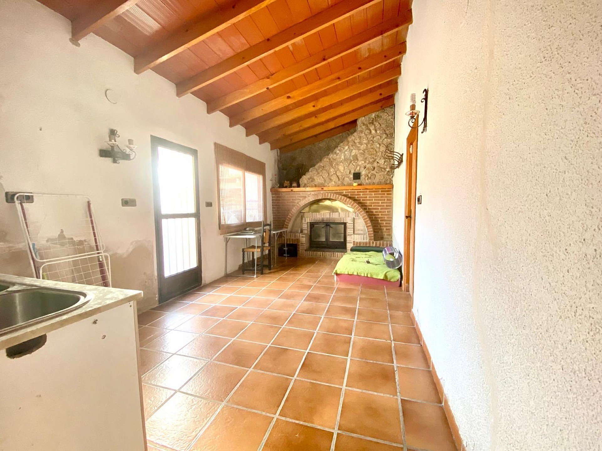 Sold - 7 Bedroom 1 Bathroom Village house in Yecla -  - Murcia