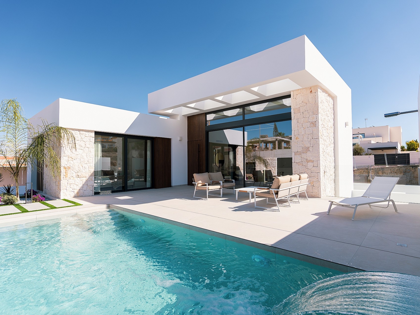 4 Bedroom 4 Bathroom Villa in Rojales