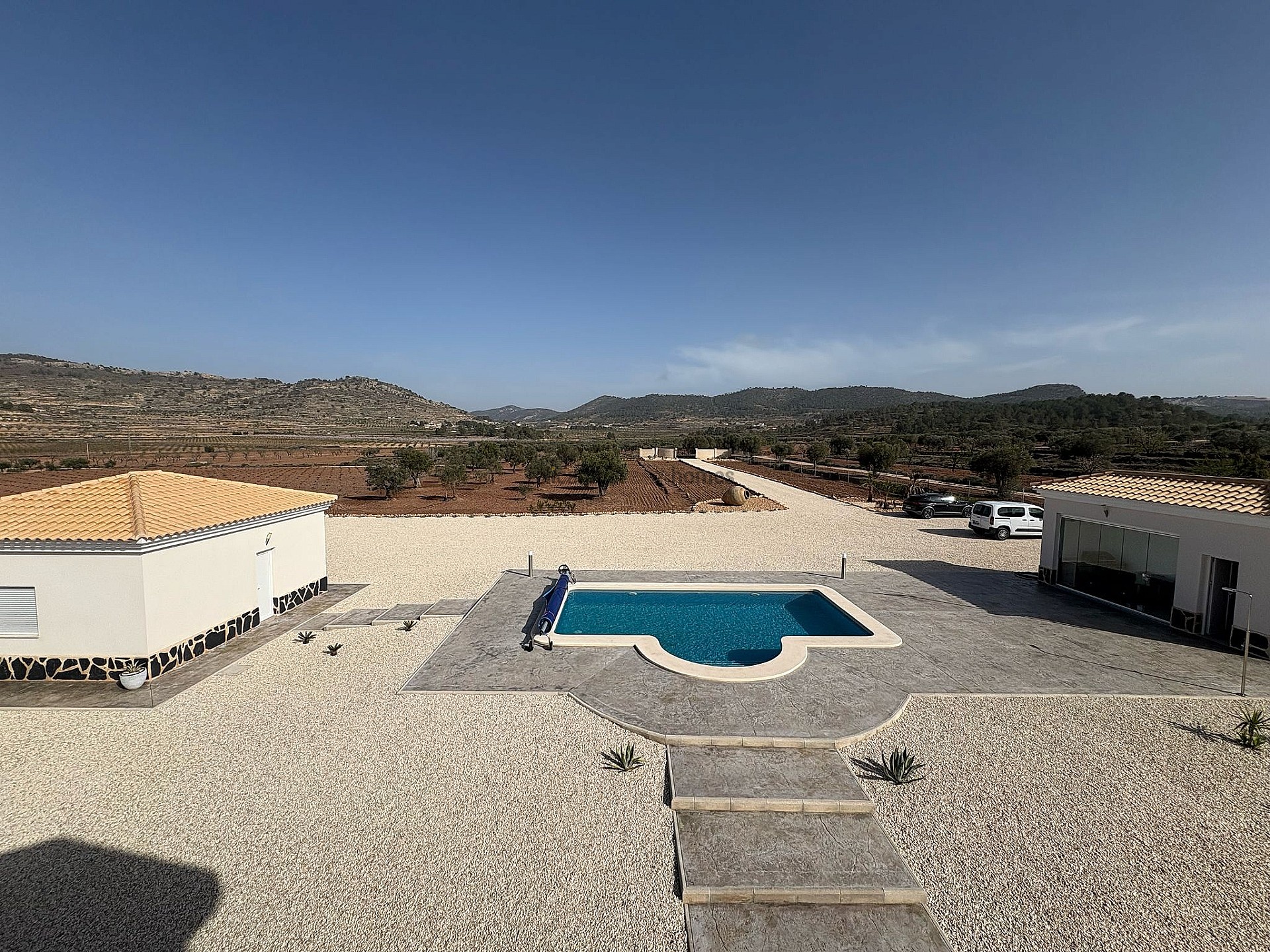 Resale - 4 Bedroom 3 Bathroom Villa in Pinoso - , Pinoso, Alicante, Spain - Alicante