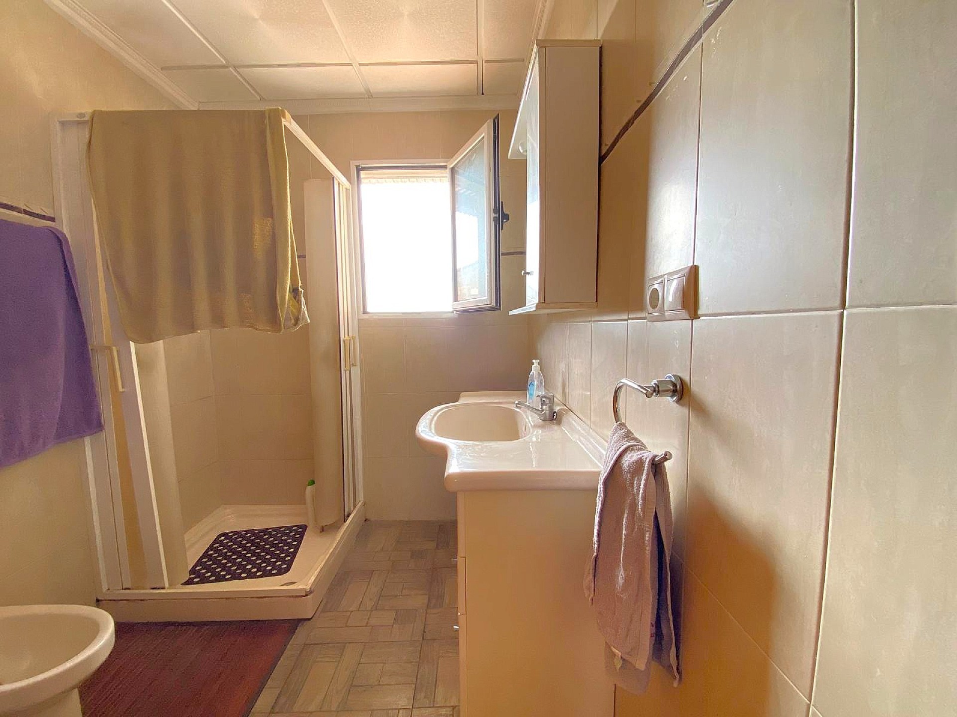 Sold - 7 Bedroom 1 Bathroom Village house in Pinoso -  - Alicante