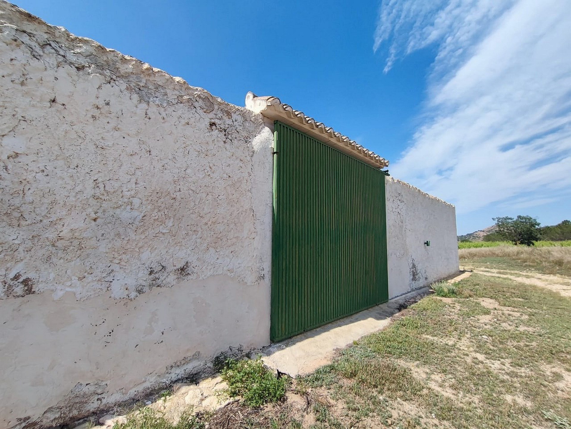 Sold - 5 Bedroom 1 Bathroom Country house in Yecla -  - Murcia