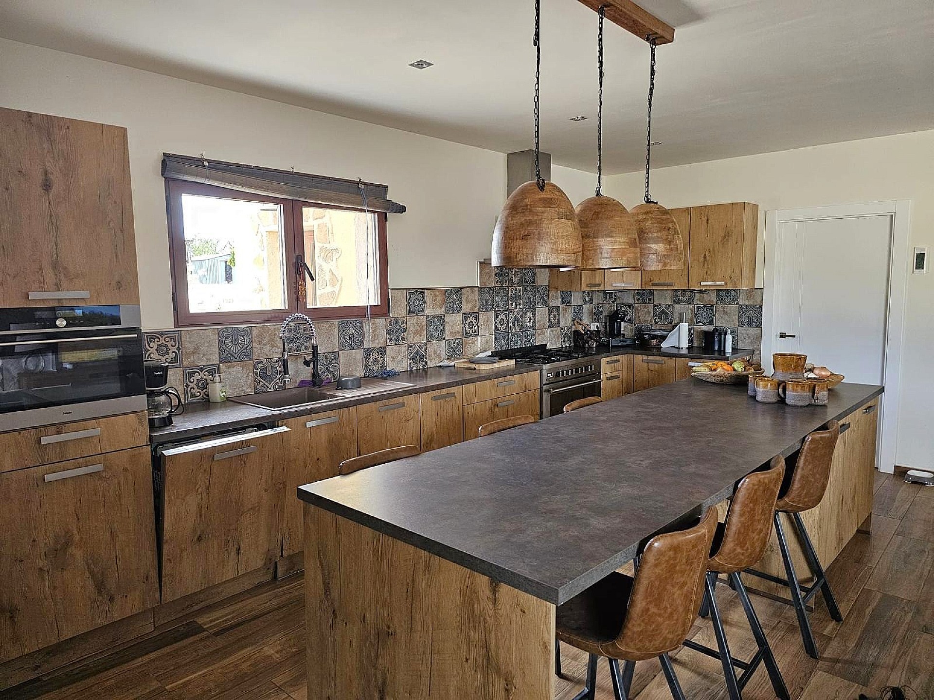 Sold - 4 Bedroom 2 Bathroom Villa in Salinas -  - Alicante