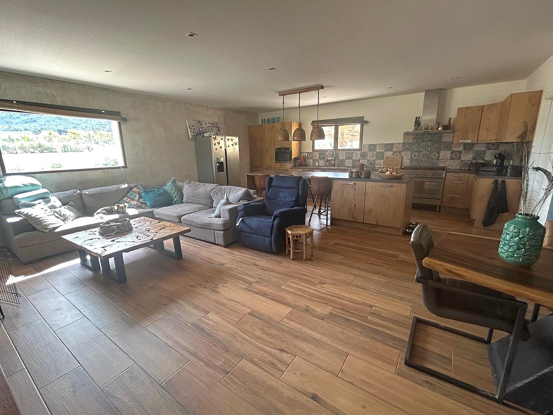 Sold - 4 Bedroom 2 Bathroom Villa in Salinas -  - Alicante