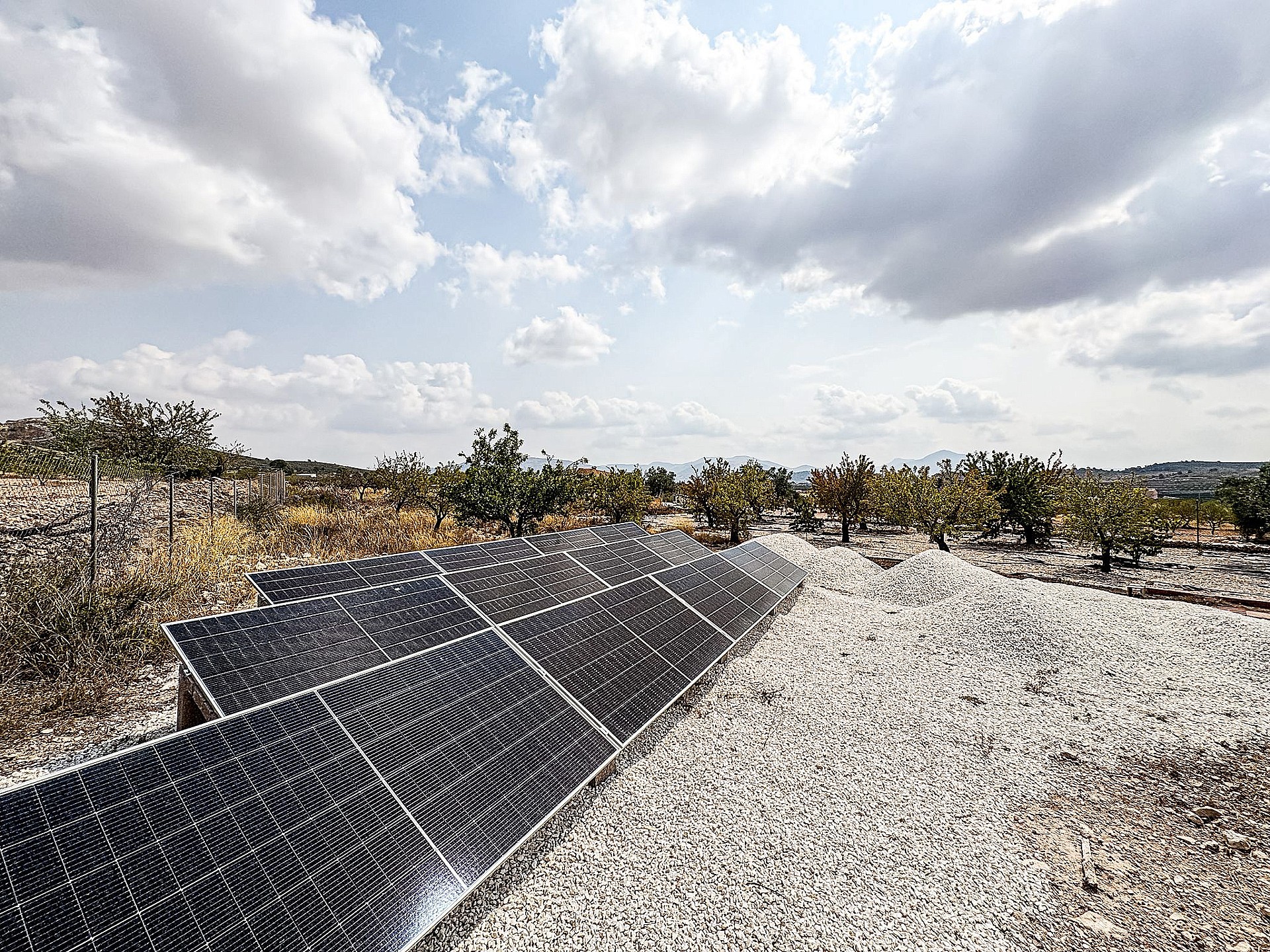 Sold - 5 Bedroom 4 Bathroom Villa in Pinoso -  - Alicante