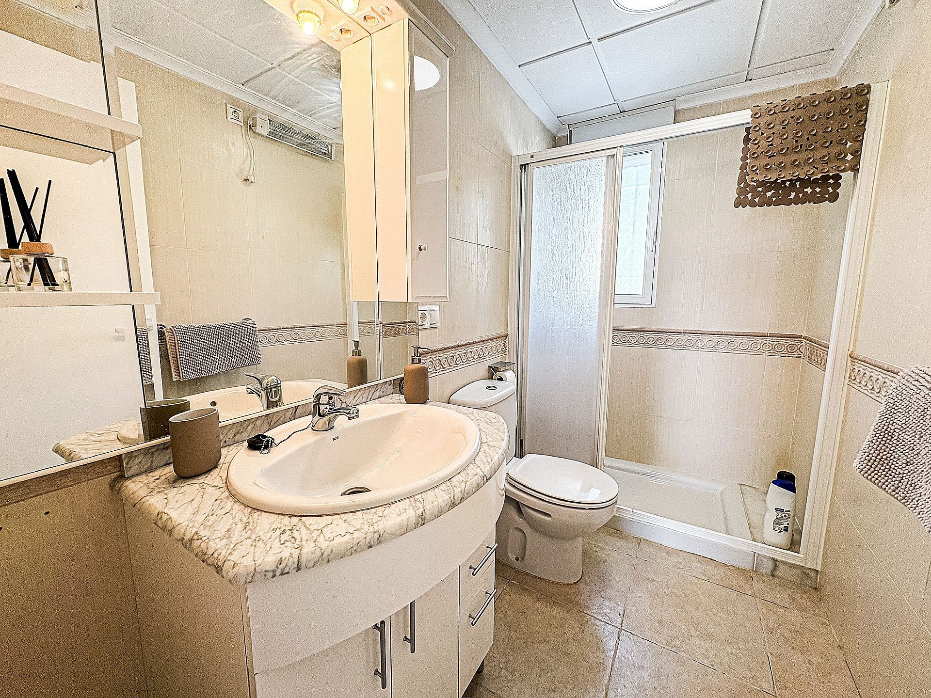 Sold - 5 Bedroom 4 Bathroom Villa in Pinoso -  - Alicante