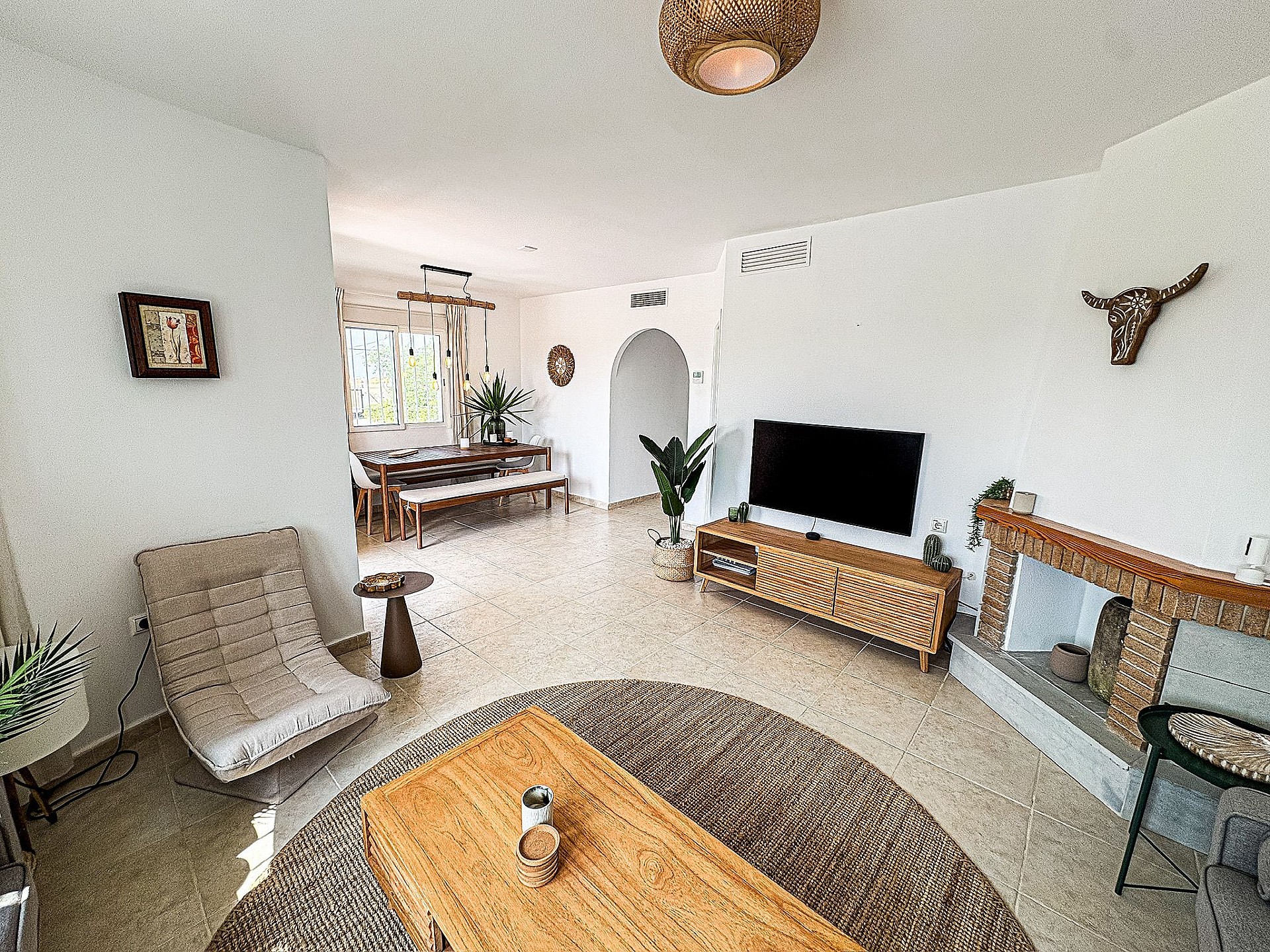 Sold - 5 Bedroom 4 Bathroom Villa in Pinoso -  - Alicante