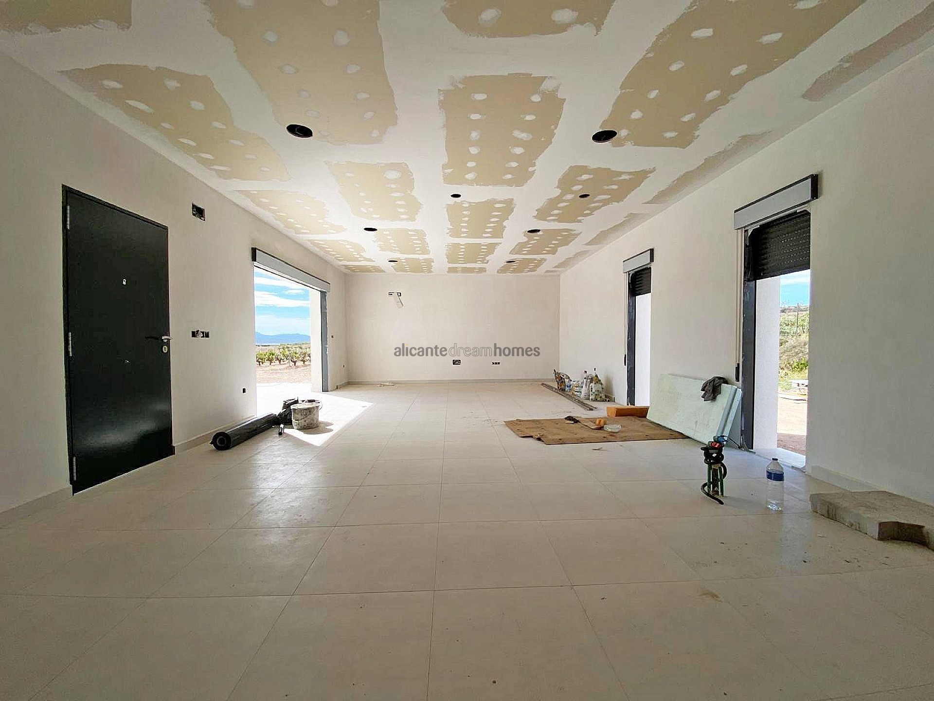 Resale - 3 Bedroom 2 Bathroom Villa in Pinoso - , Pinoso, Alicante, Spain - Alicante