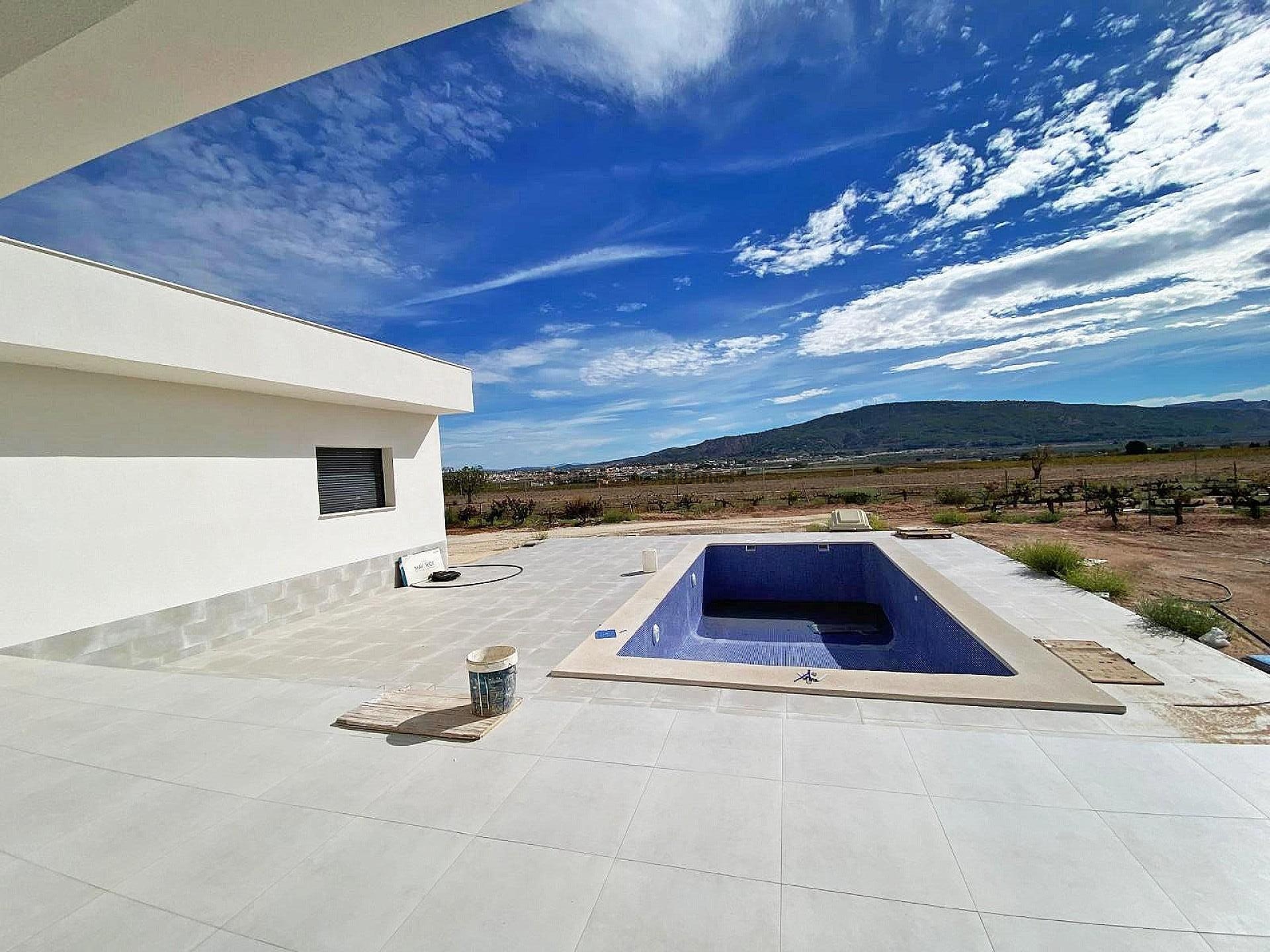 Resale - 3 Bedroom 2 Bathroom Villa in Pinoso - , Pinoso, Alicante, Spain - Alicante
