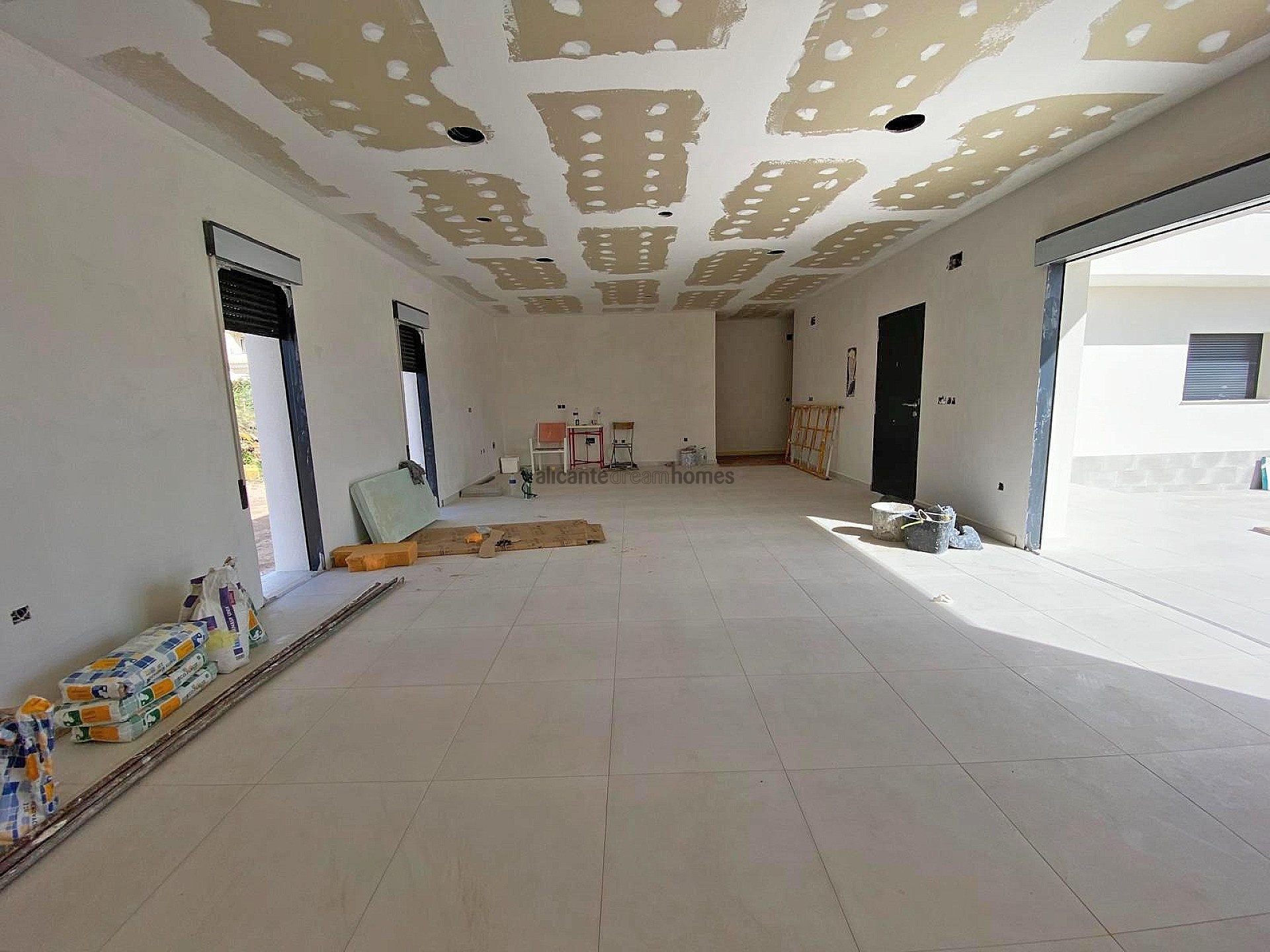 Resale - 3 Bedroom 2 Bathroom Villa in Pinoso - , Pinoso, Alicante, Spain - Alicante