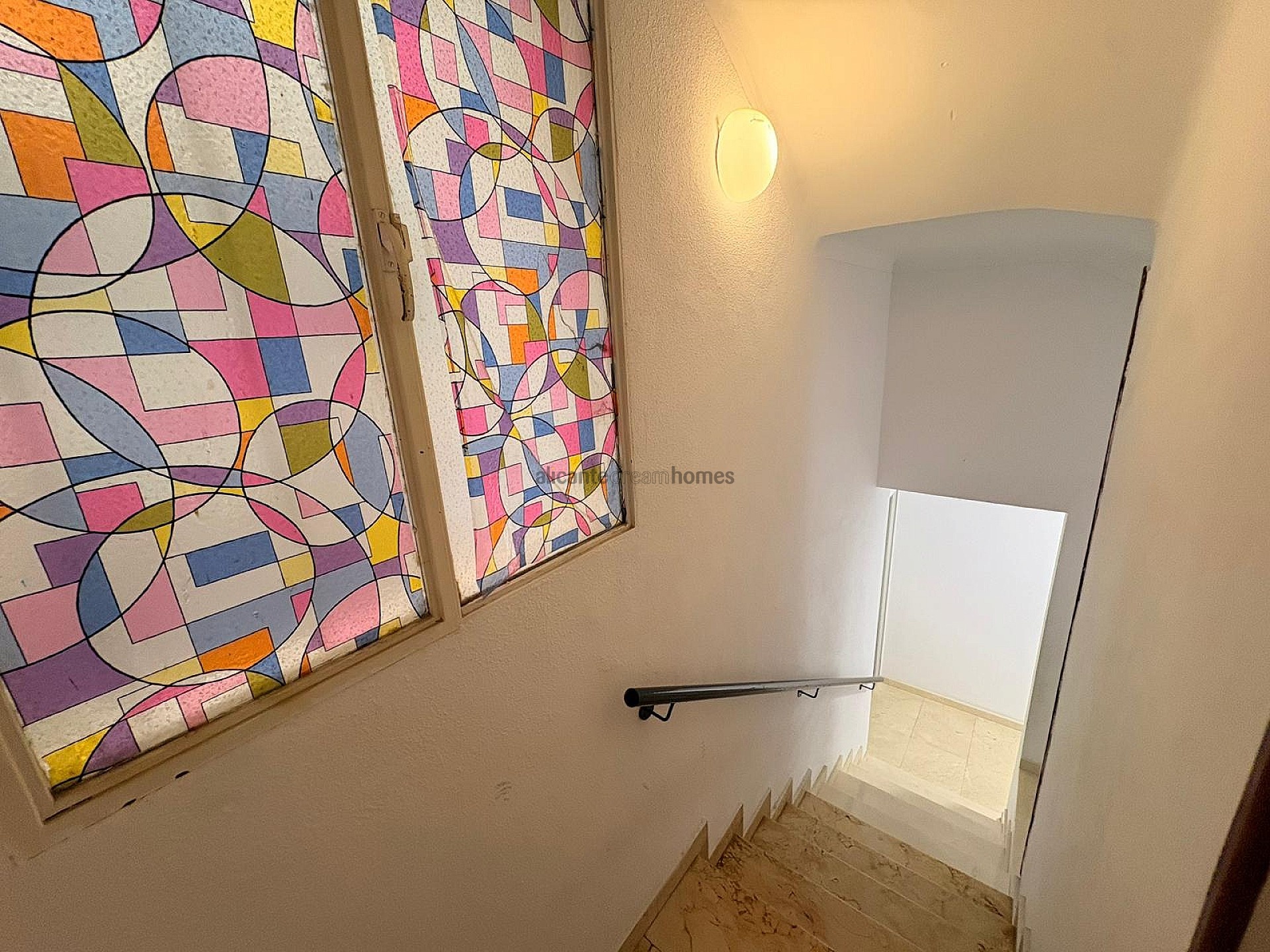 Resale - 3 Bedroom 2 Bathroom Apartment in Onil -  - Alicante