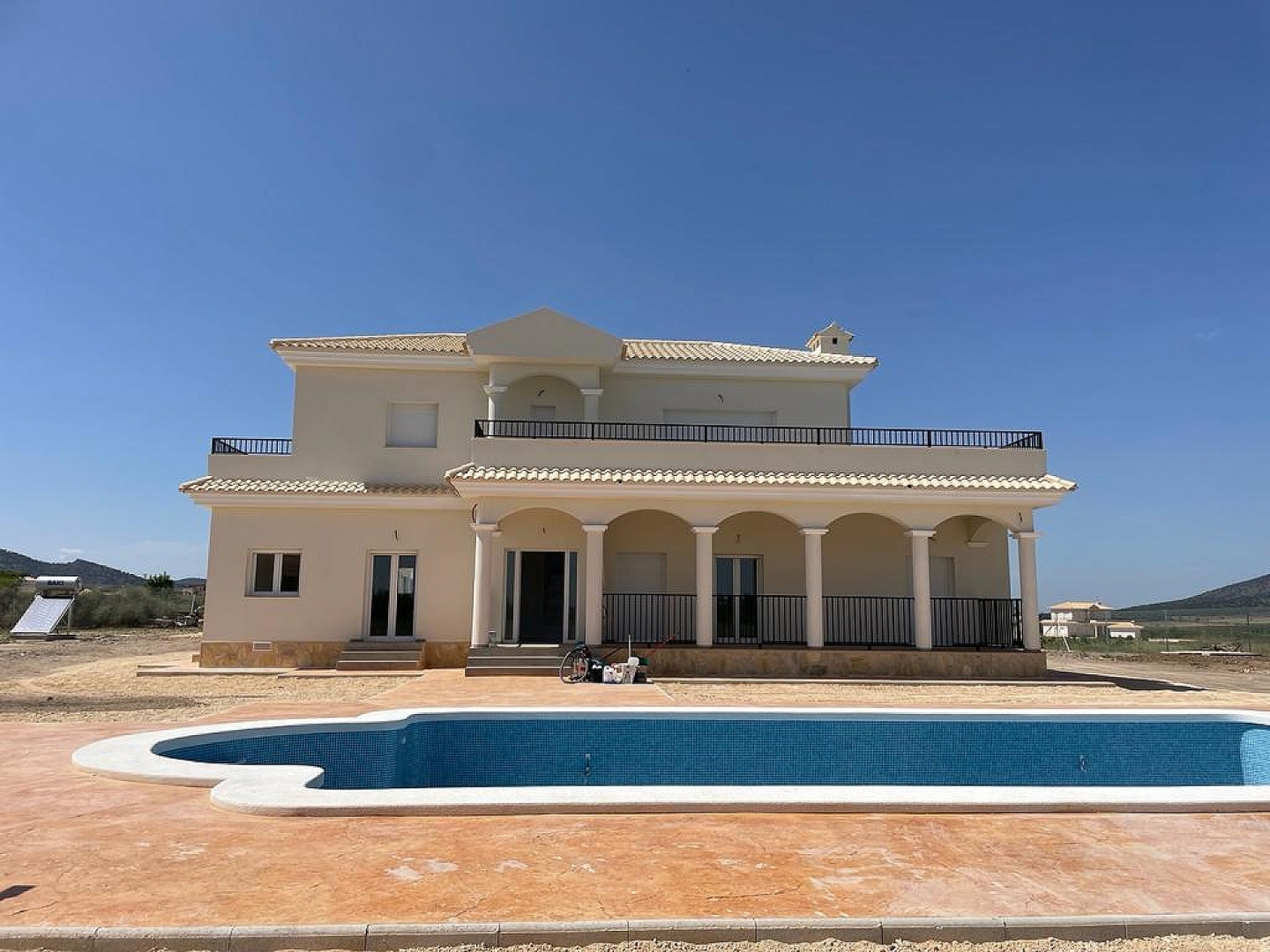 4 Bedroom 3 Bathroom Villa in Pinoso