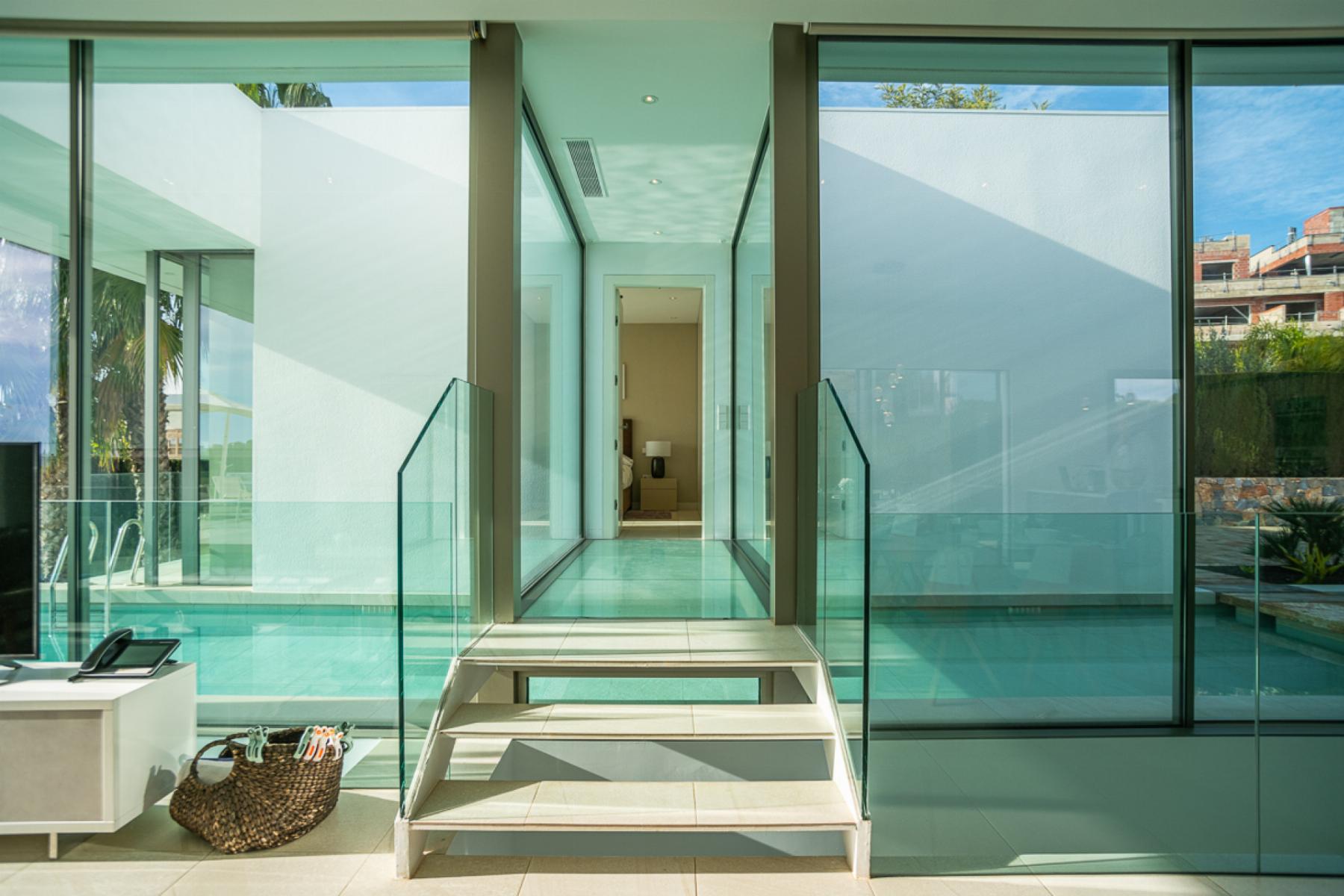 Resale - 3 Bedroom 2 Bathroom Villa in Orihuela Costa - Orihuela Costa - Alicante