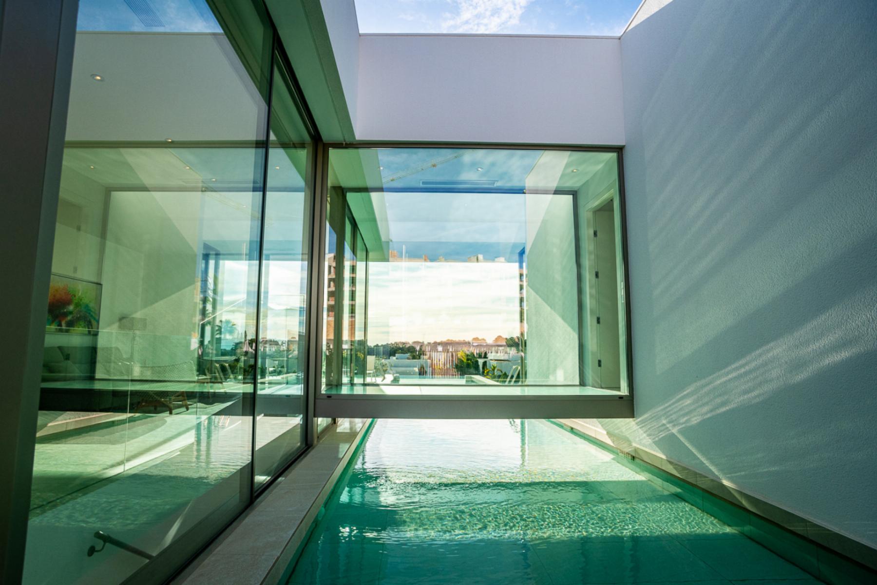 Resale - 3 Bedroom 2 Bathroom Villa in Orihuela Costa - Orihuela Costa - Alicante